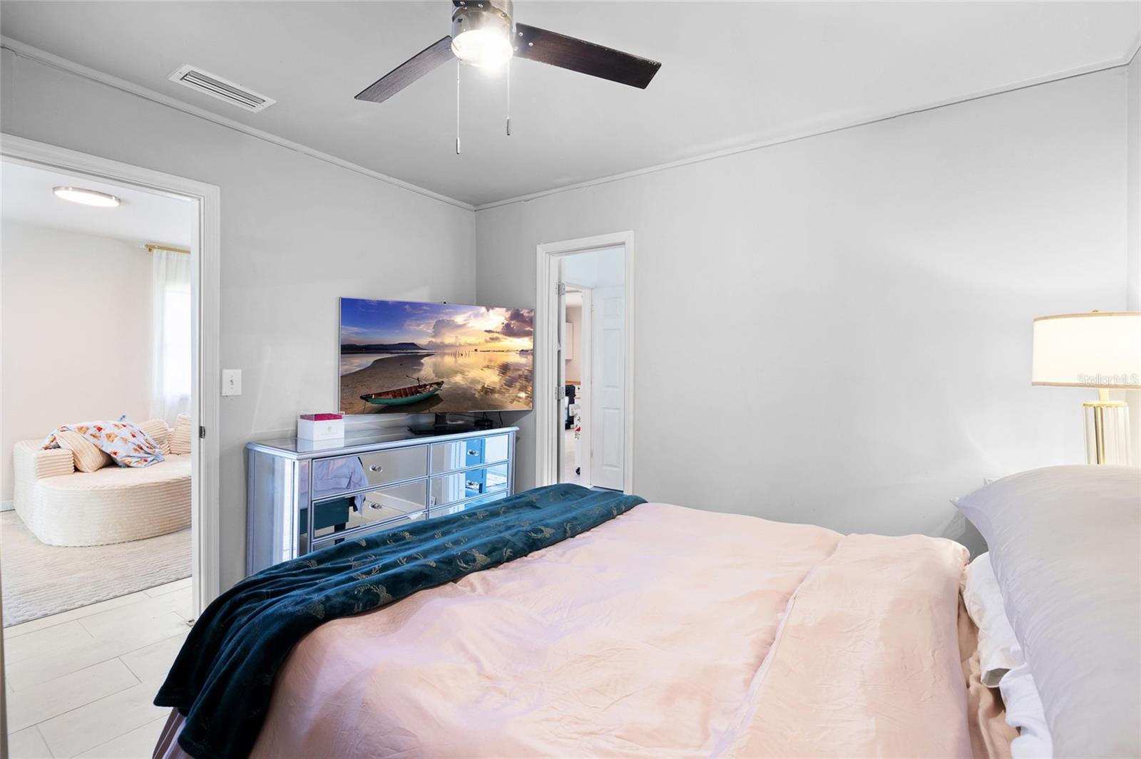 Image 26 of 57 For 504 Calhoun Street