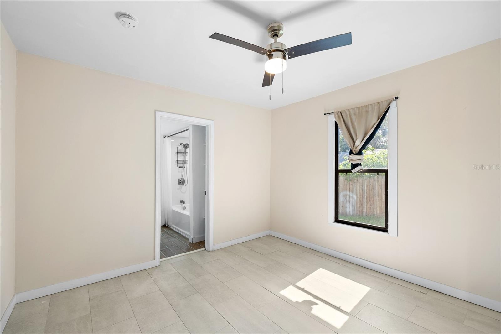 Image 32 of 57 For 504 Calhoun Street