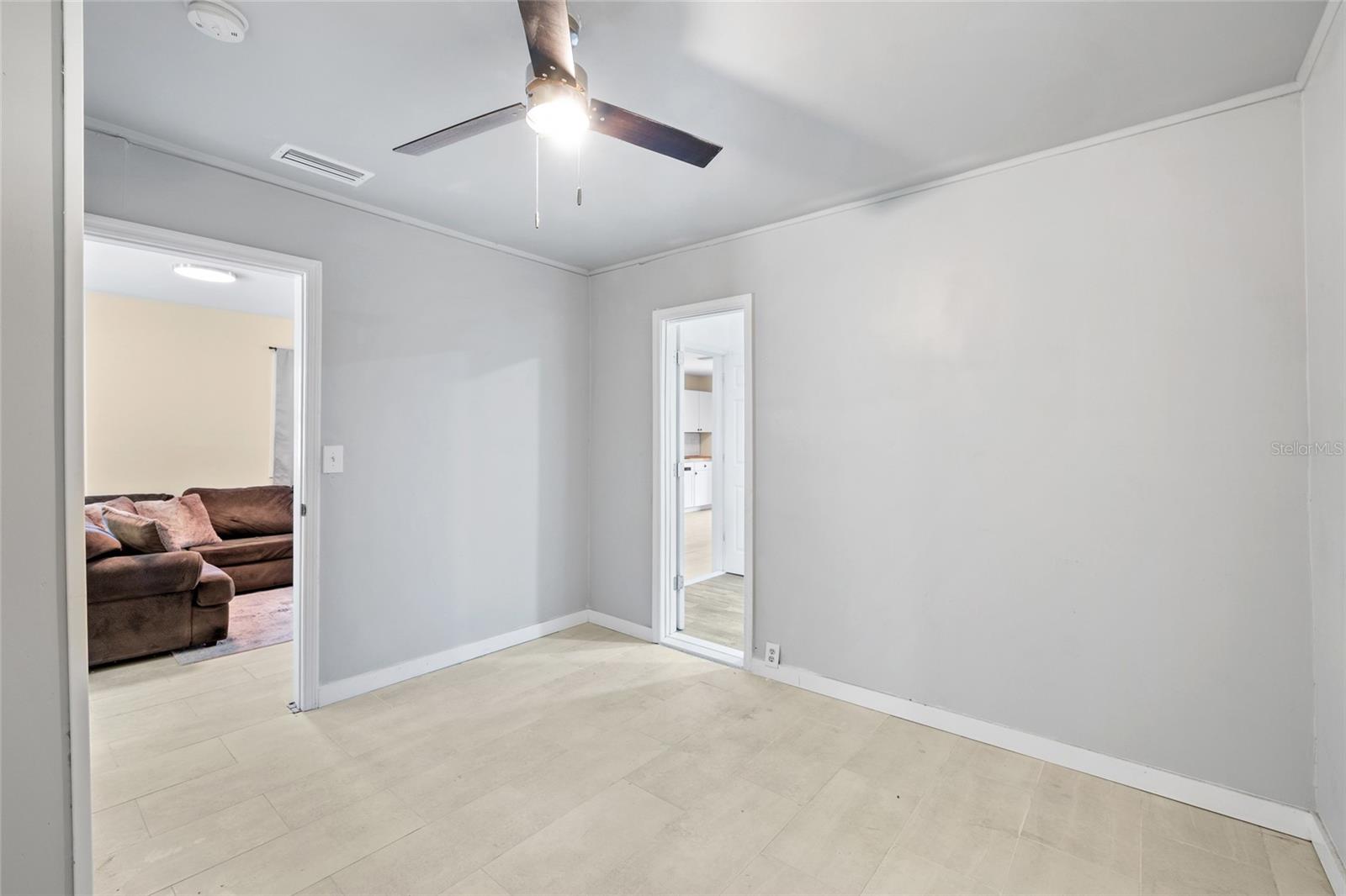 Image 36 of 57 For 504 Calhoun Street