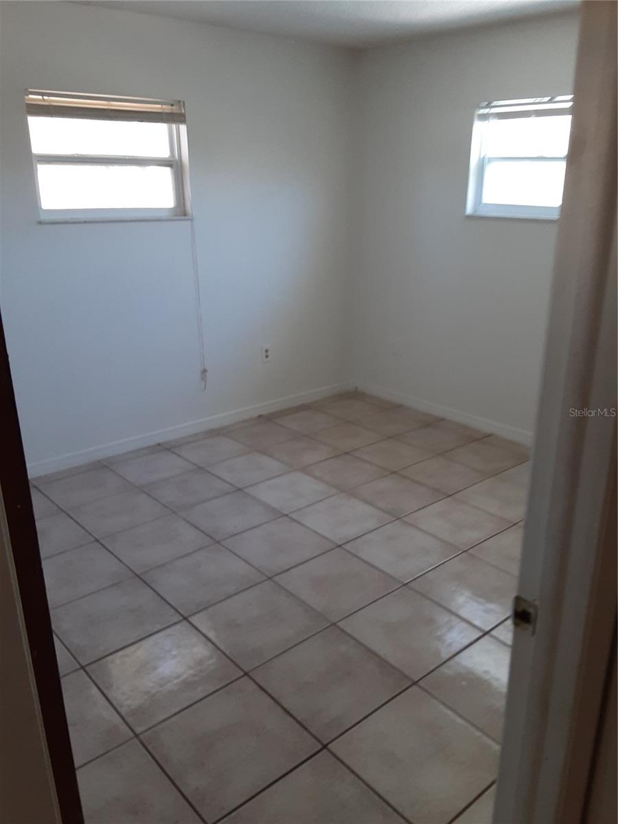 Image 11 of 14 For 6429 Langston Avenue