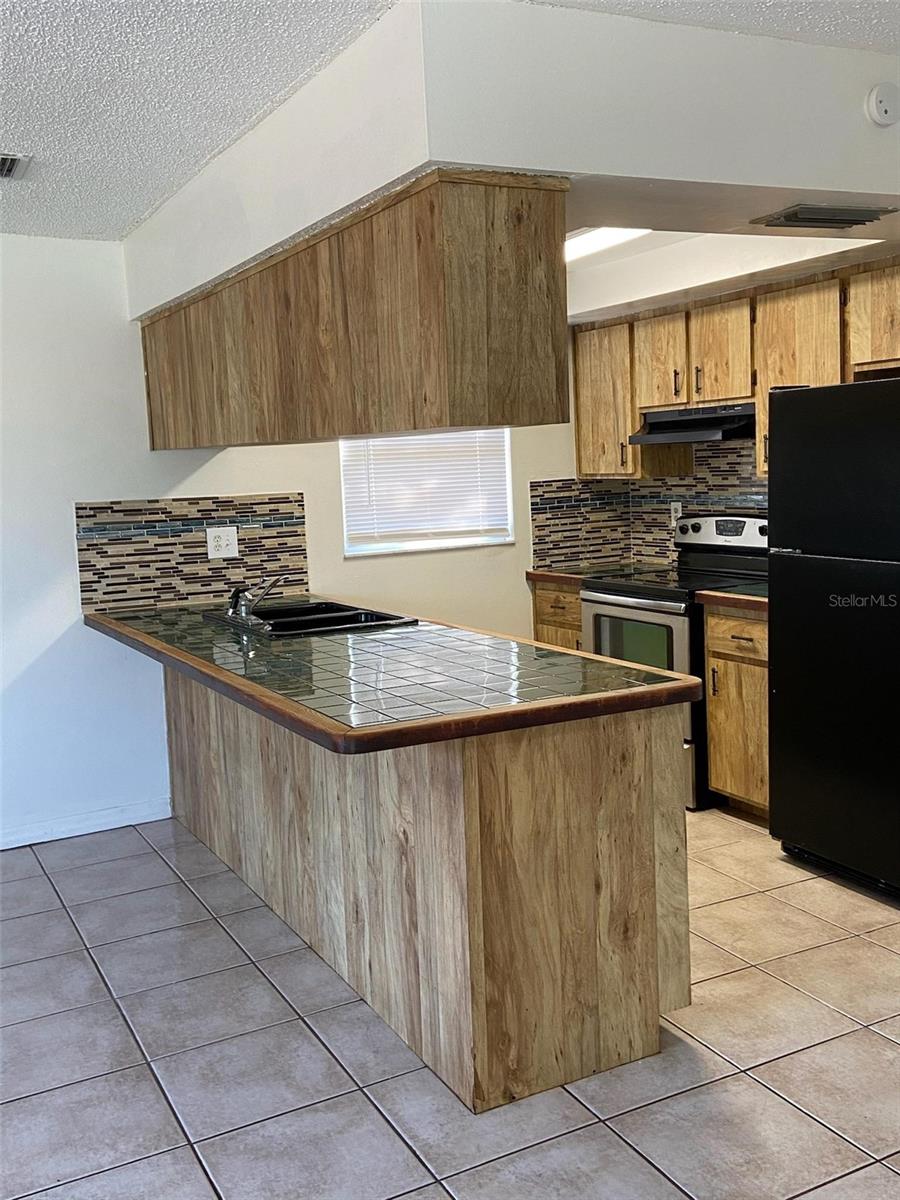 Image 3 of 14 For 6429 Langston Avenue