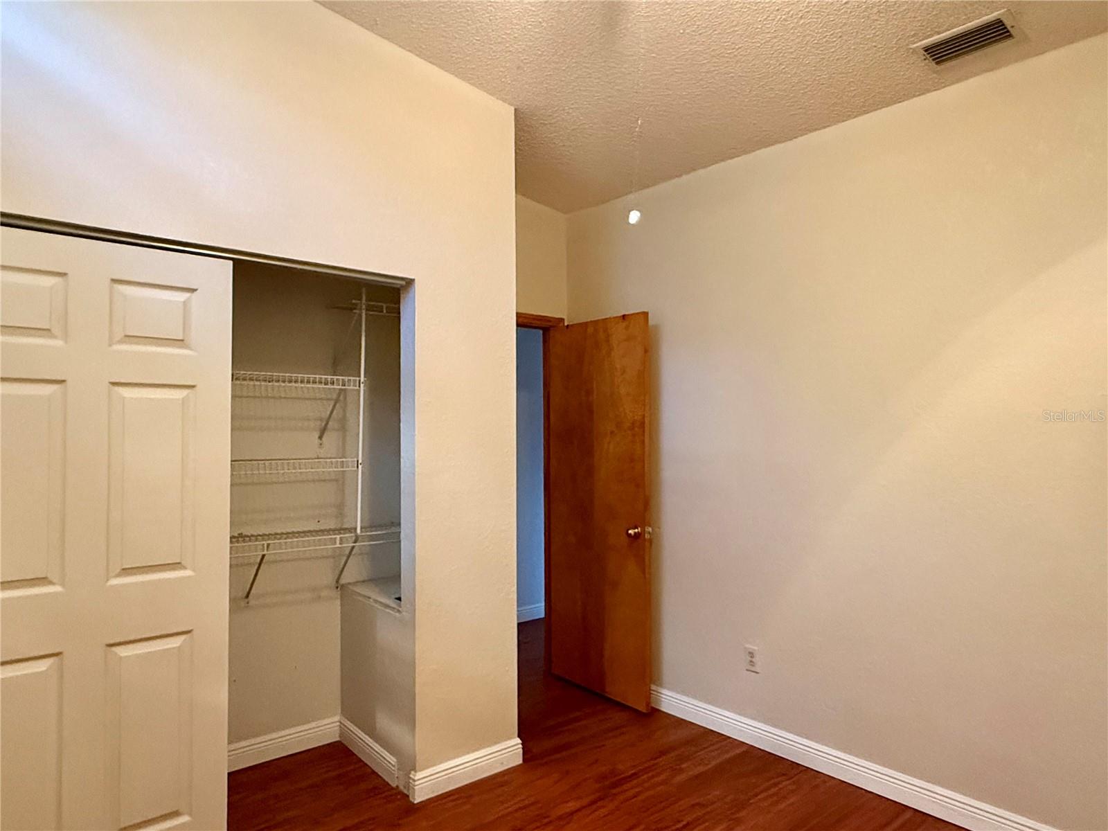 Image 18 of 33 For 6437 93rd Terrace N 5003