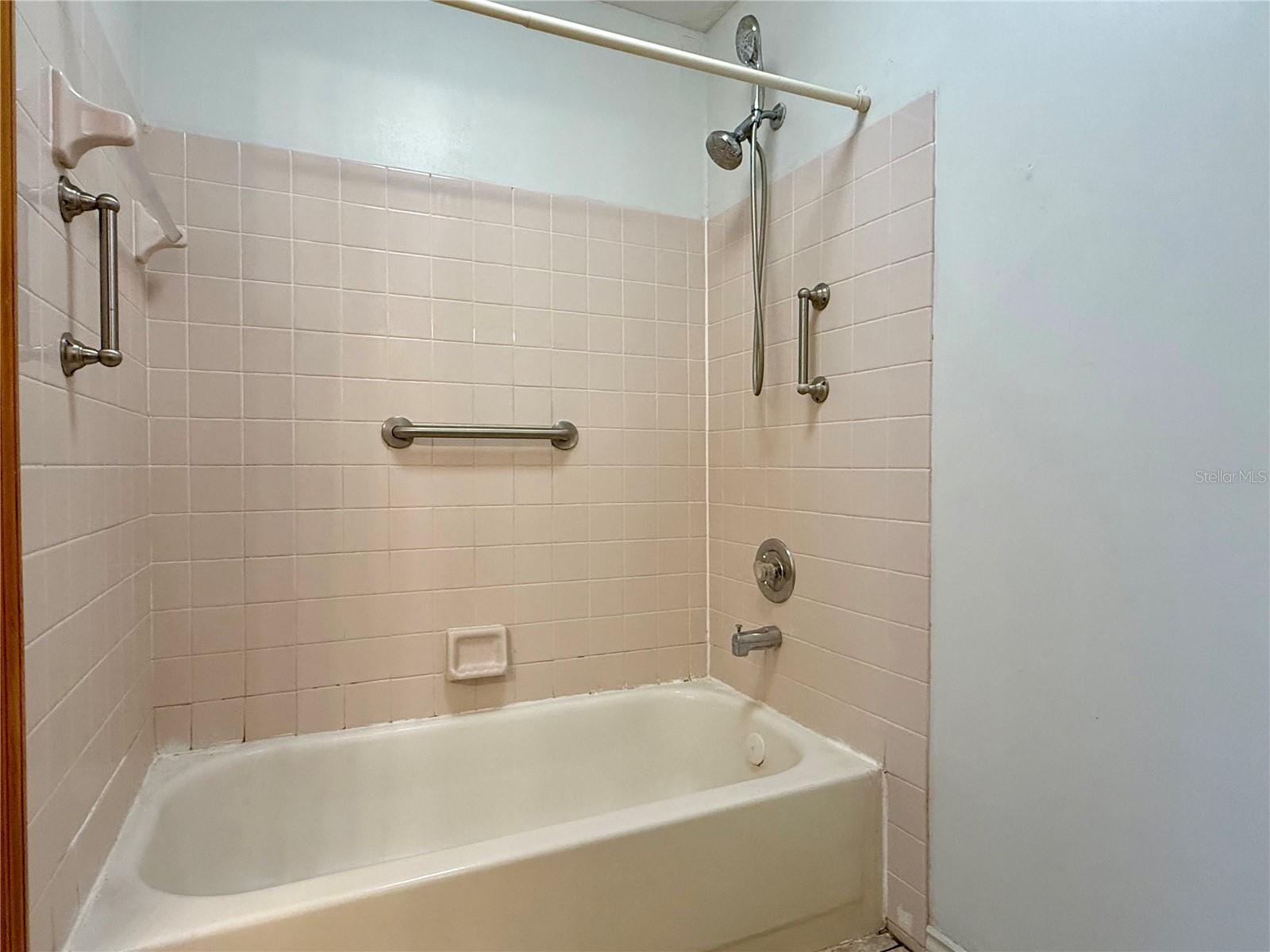 Image 20 of 33 For 6437 93rd Terrace N 5003