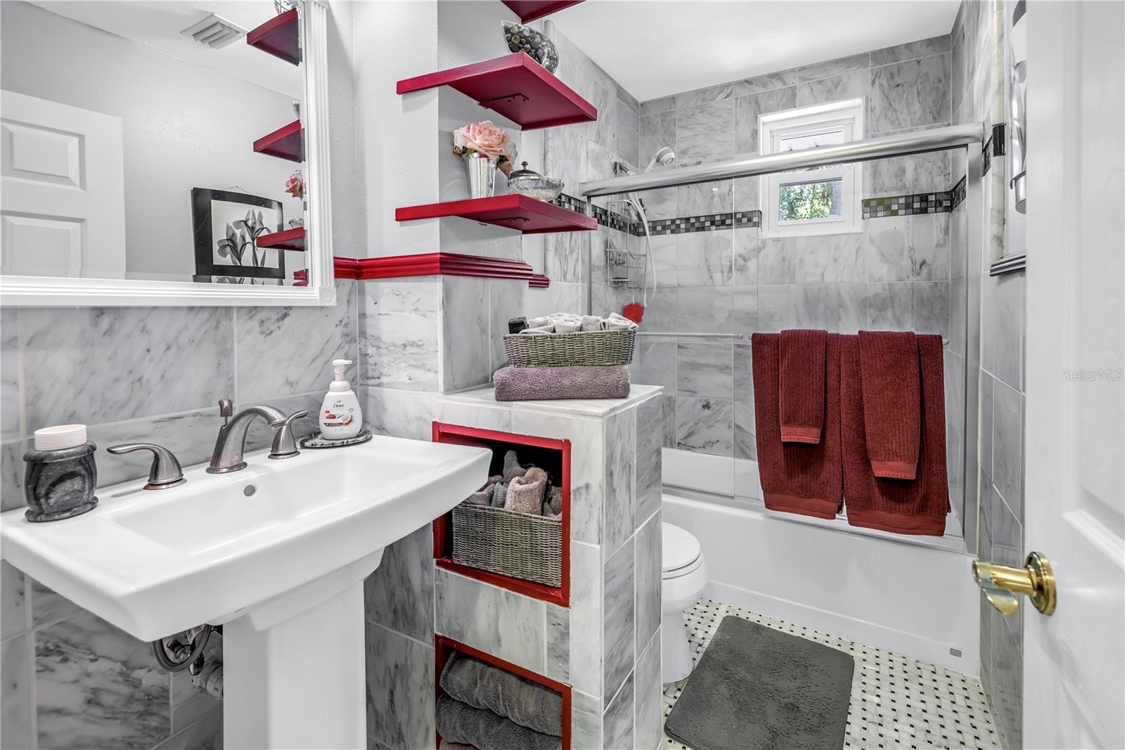 Image 22 of 33 For 6505 Cedar Street Ne