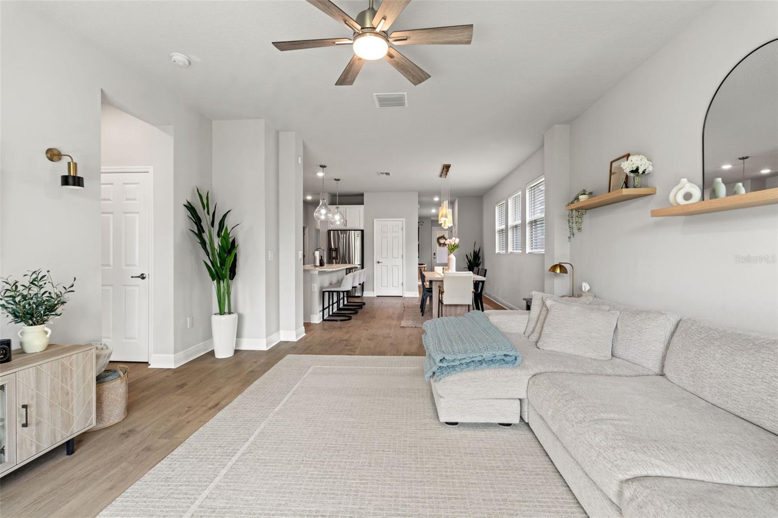 Image 13 of 27 For 5607 Del Coronado