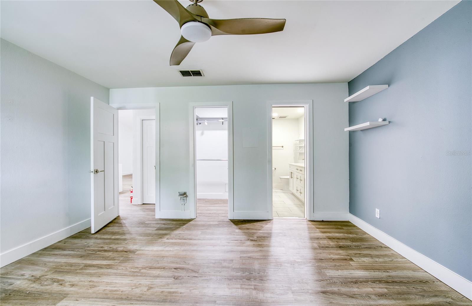 Image 19 of 34 For 2617 Bentley Dr