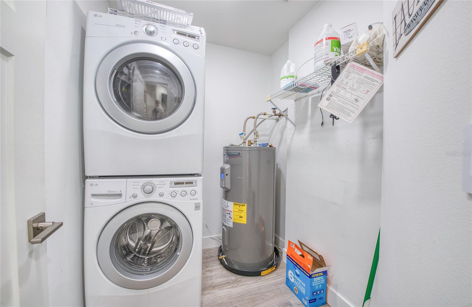 Image 27 of 34 For 2617 Bentley Dr