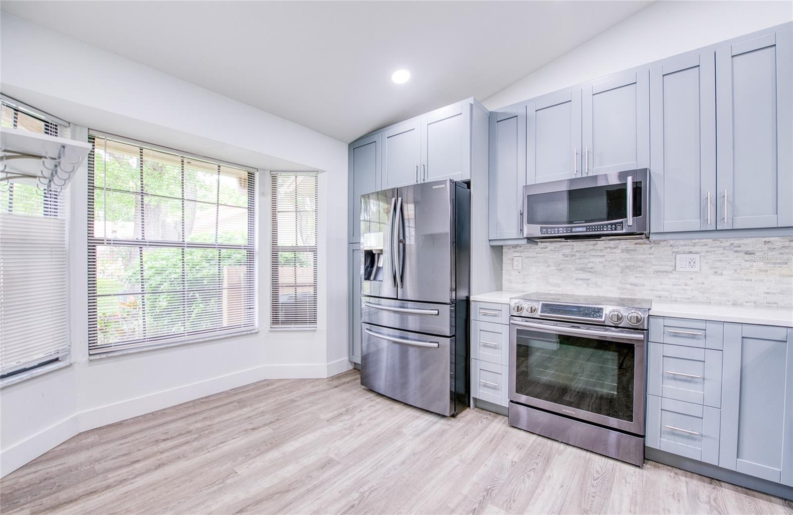 Image 4 of 34 For 2617 Bentley Dr