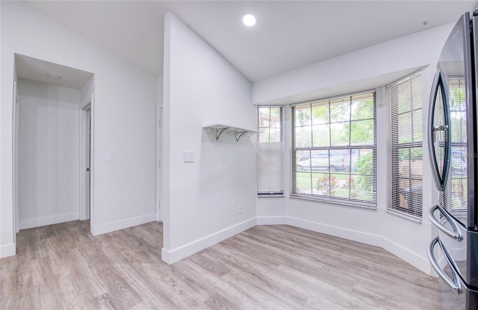 Image 9 of 34 For 2617 Bentley Dr