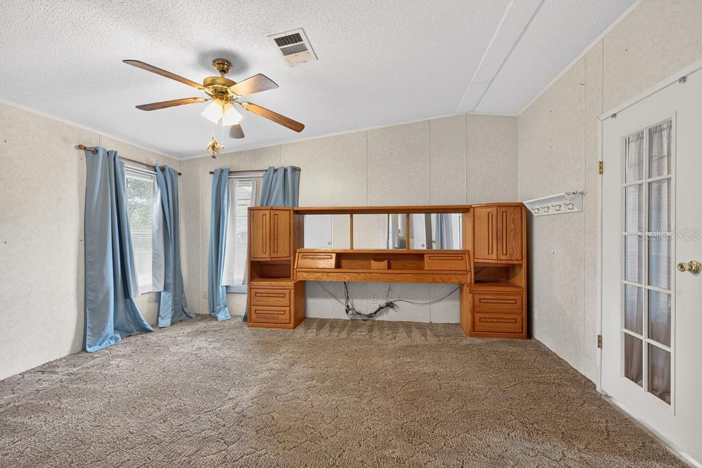 Image 12 of 47 For 11809 Dunwoodie Manor Drive