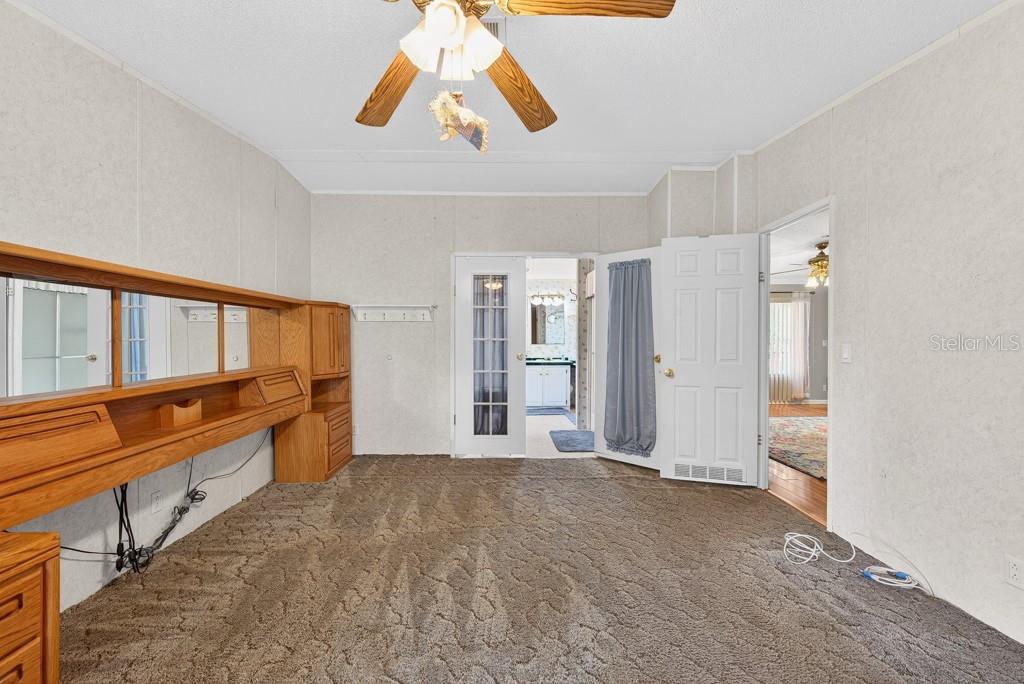 Image 13 of 47 For 11809 Dunwoodie Manor Drive