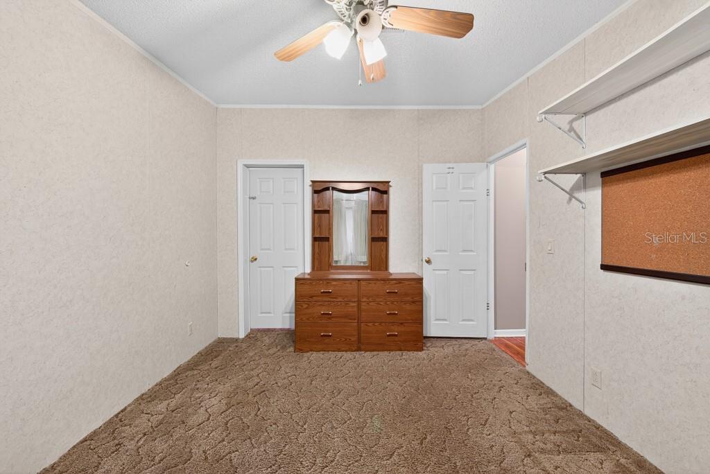 Image 18 of 47 For 11809 Dunwoodie Manor Drive