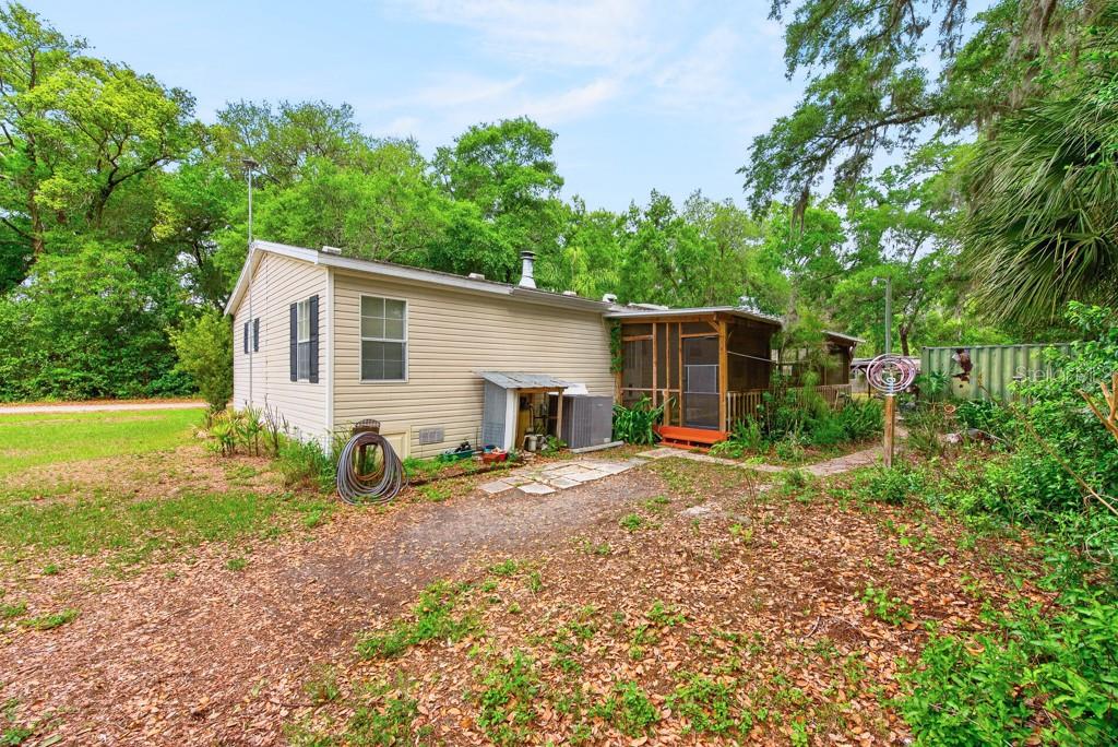 Image 26 of 47 For 11809 Dunwoodie Manor Drive