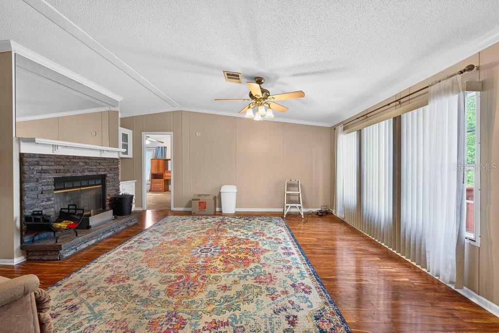 Image 3 of 47 For 11809 Dunwoodie Manor Drive