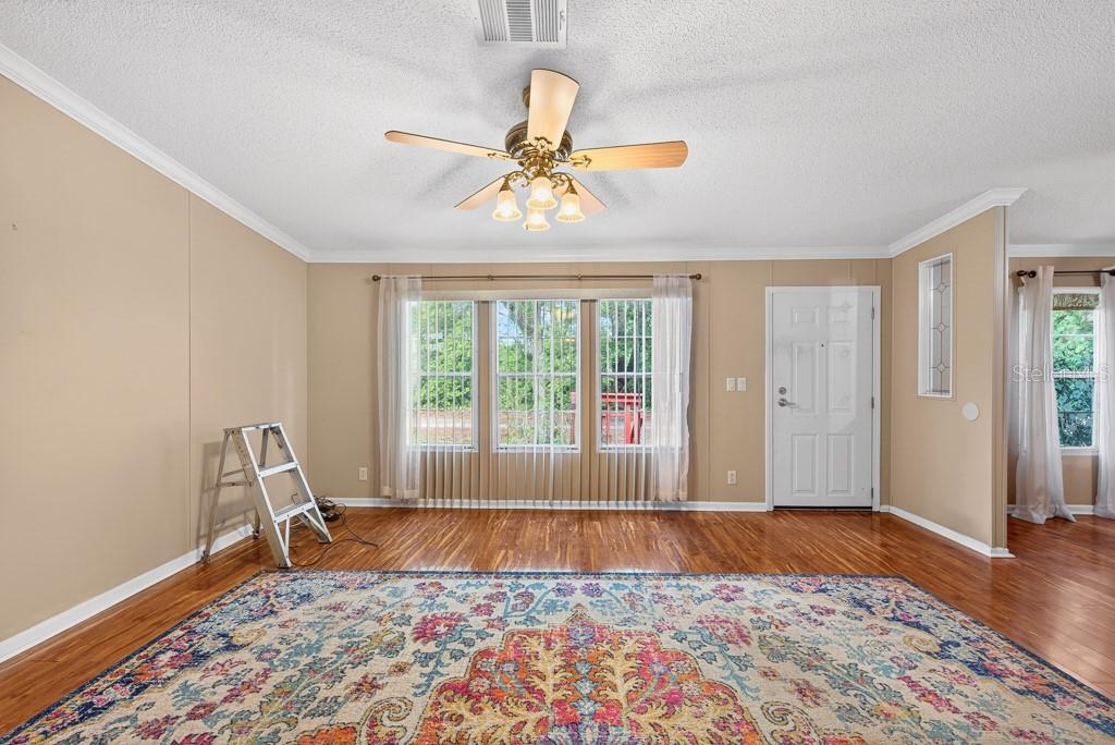 Image 4 of 47 For 11809 Dunwoodie Manor Drive