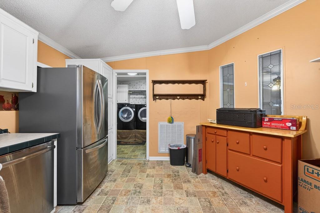 Image 9 of 47 For 11809 Dunwoodie Manor Drive