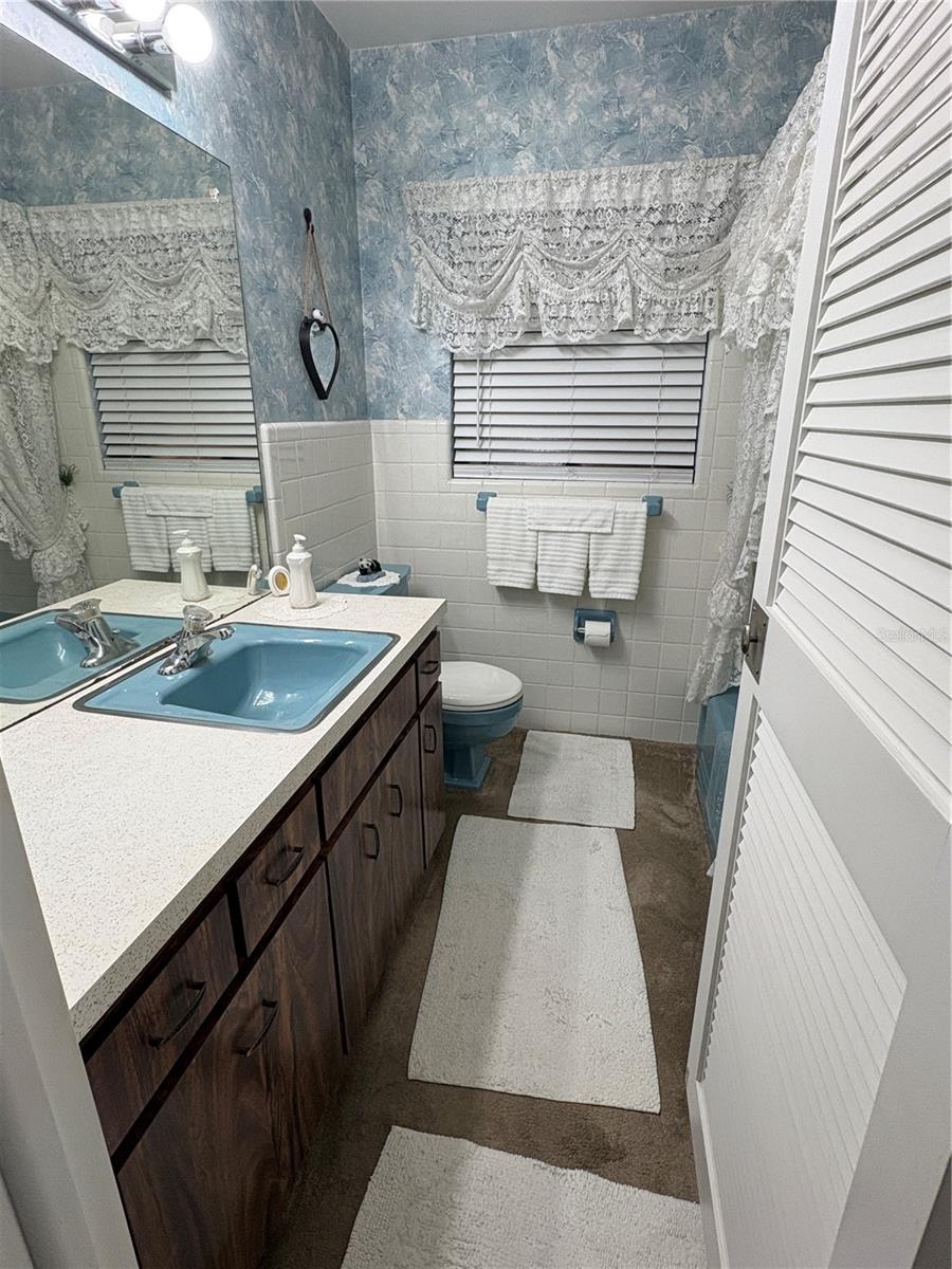 Image 40 of 72 For 1705 Jefferson Avenue