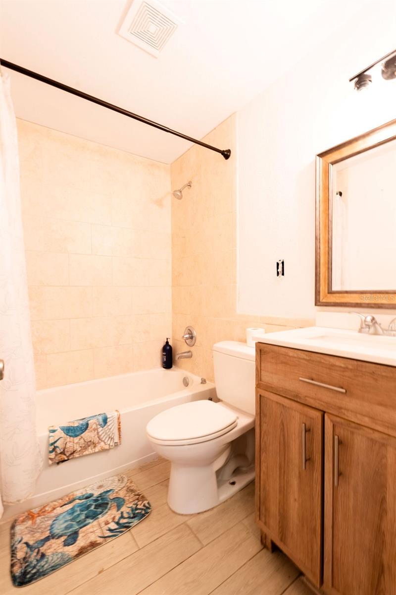 Image 10 of 22 For 16440 Arbor Ridge Drive