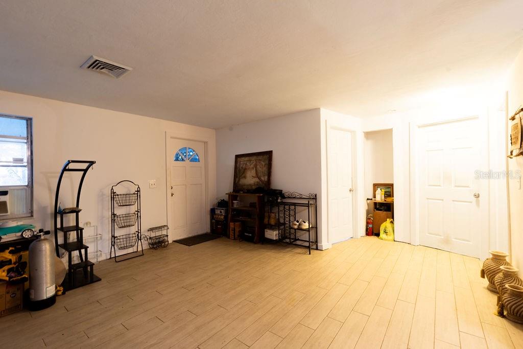 Image 3 of 22 For 16440 Arbor Ridge Drive