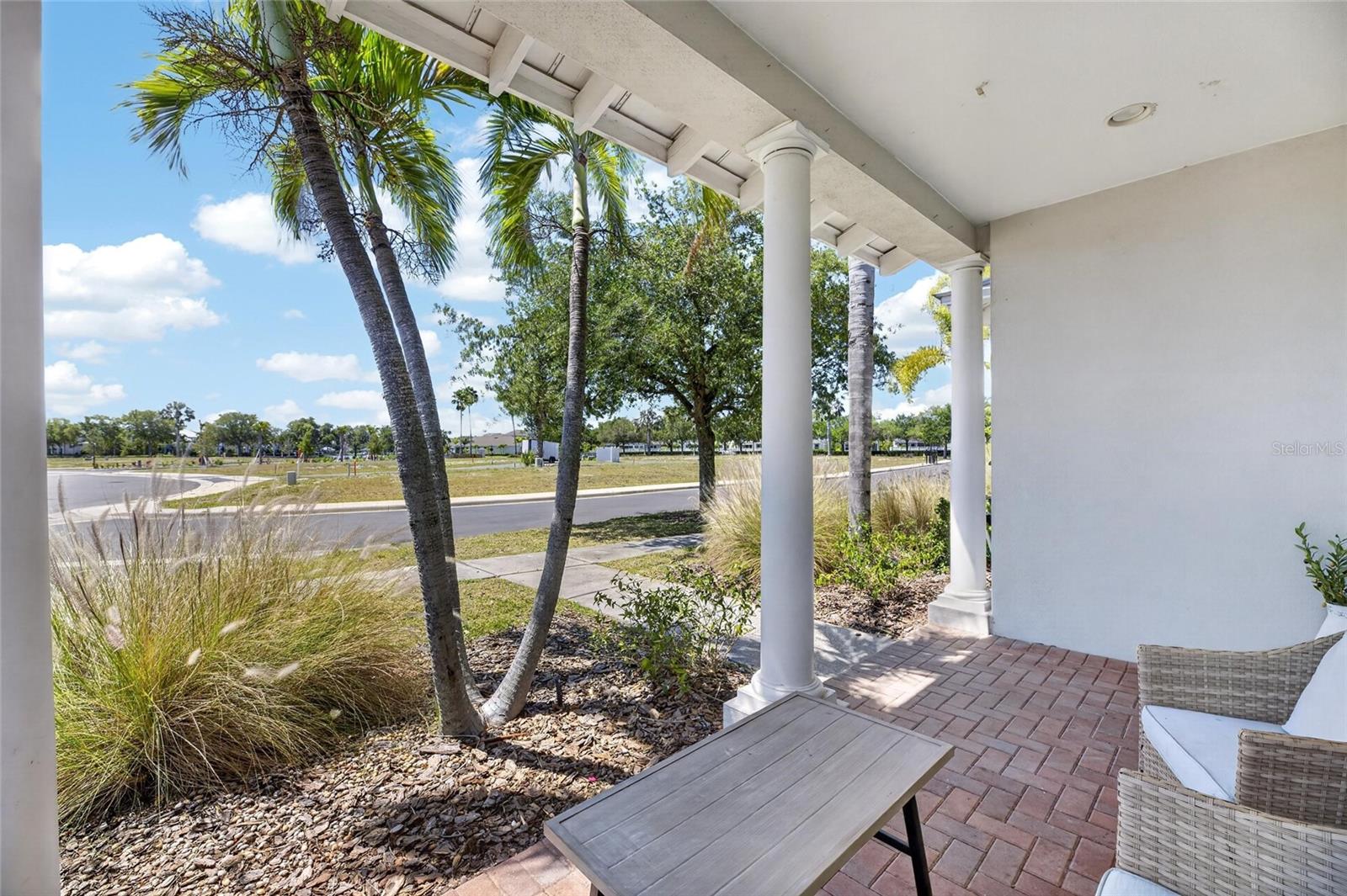 Image 8 of 98 For 5536 Luminar Pointe Lane