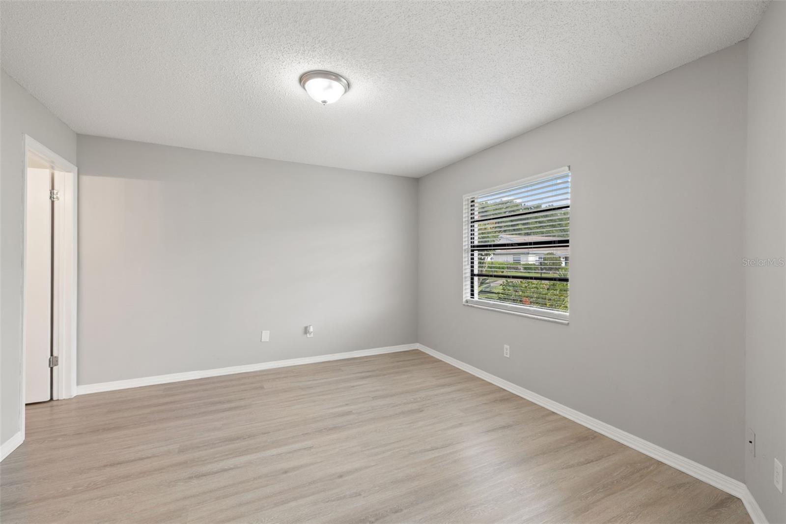 Image 12 of 41 For 2115 Halcyon Drive