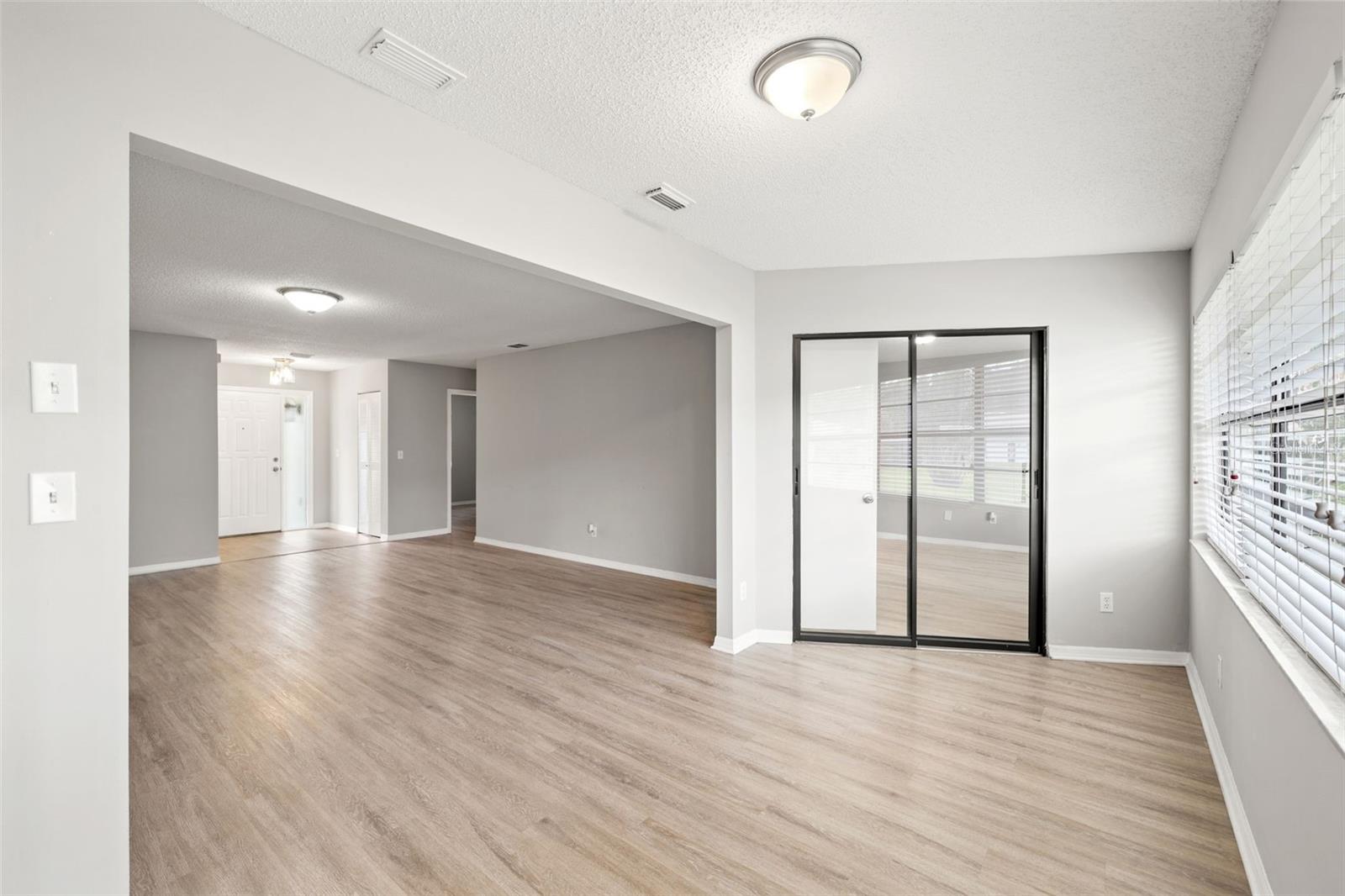 Image 19 of 41 For 2115 Halcyon Drive
