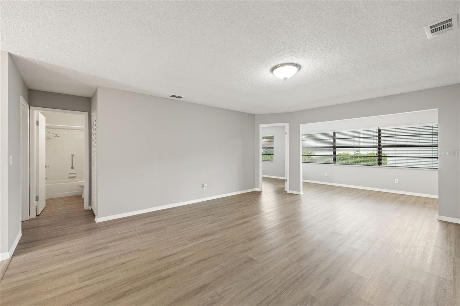 Image 23 of 41 For 2115 Halcyon Drive