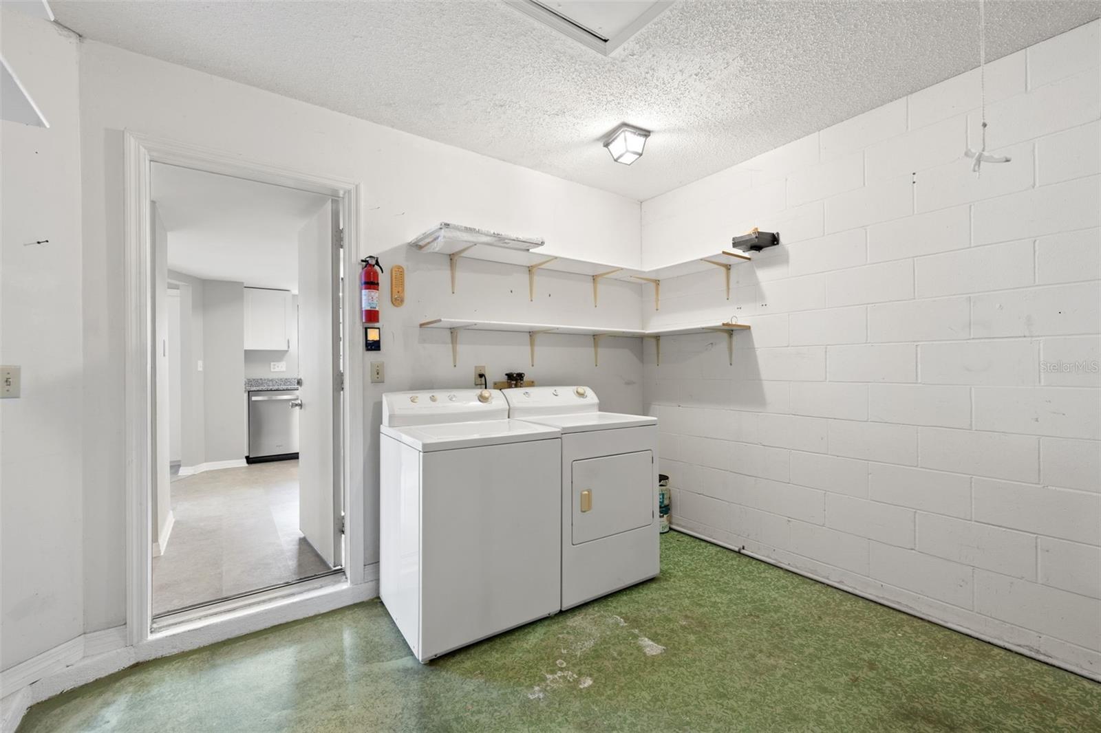 Image 31 of 41 For 2115 Halcyon Drive