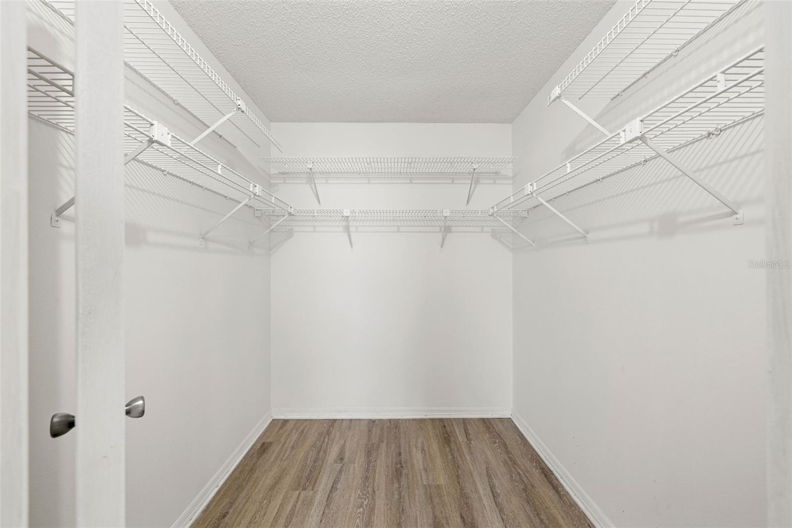 Image 9 of 41 For 2115 Halcyon Drive