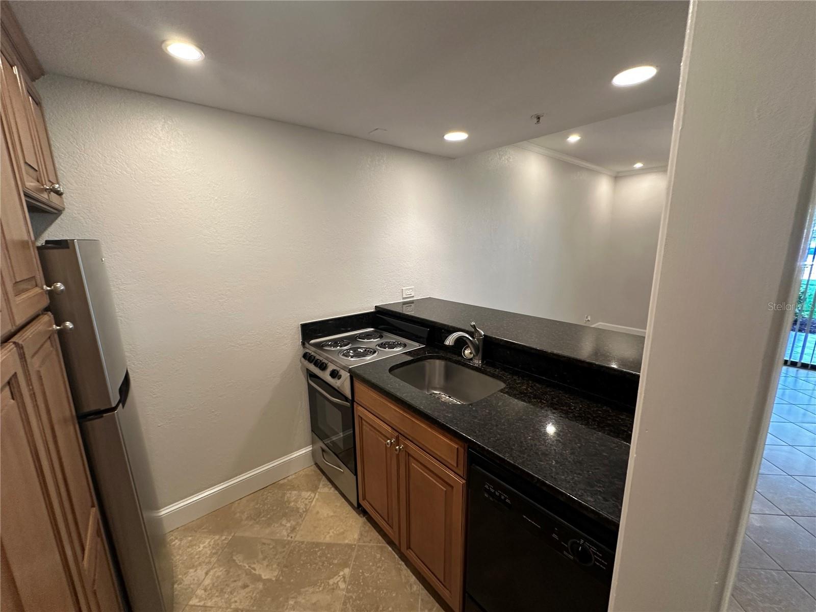 Image 3 of 19 For 36750 Us Highway 19 N 3-115