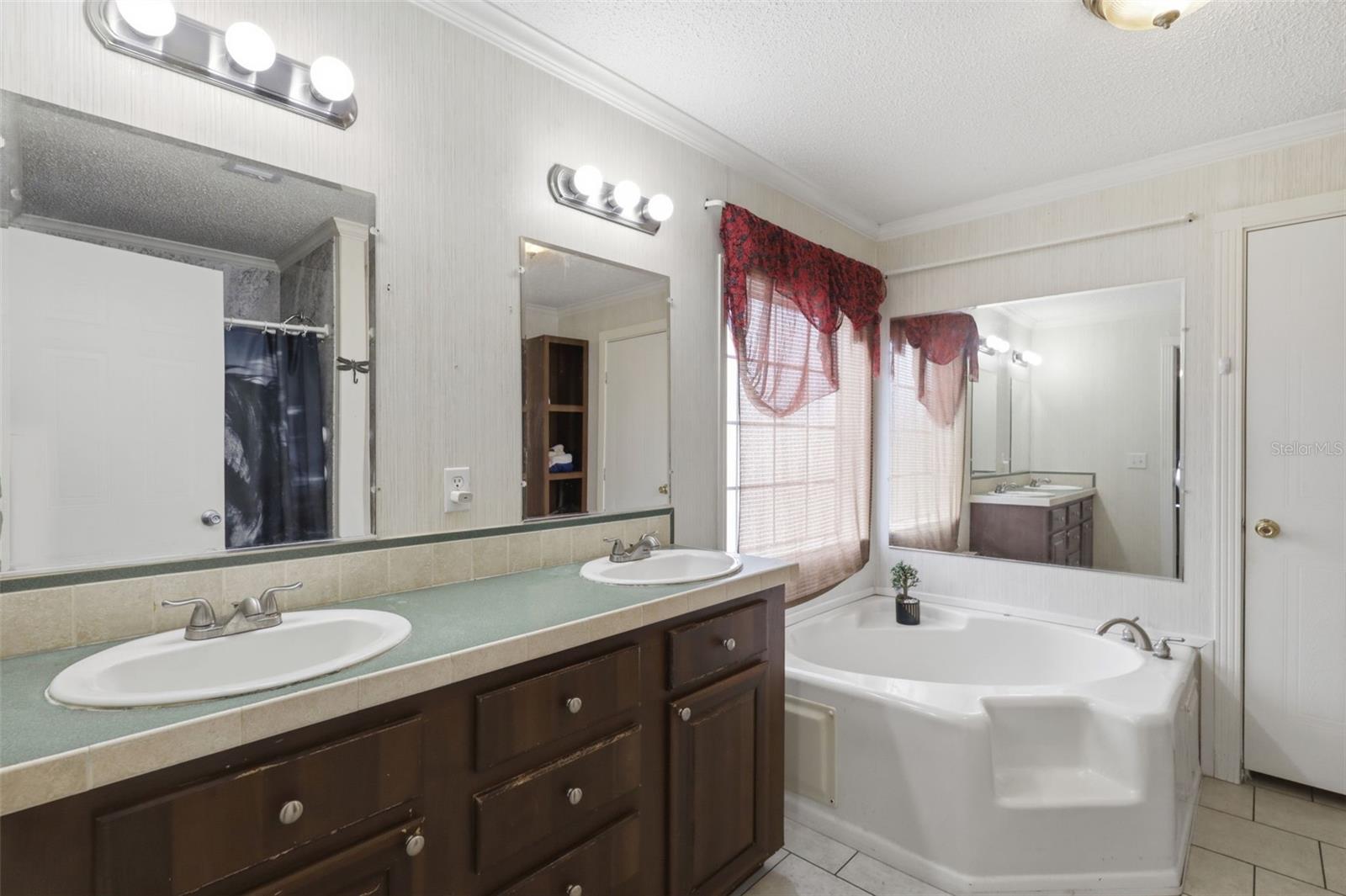 Image 17 of 38 For 8798 66th Avenue