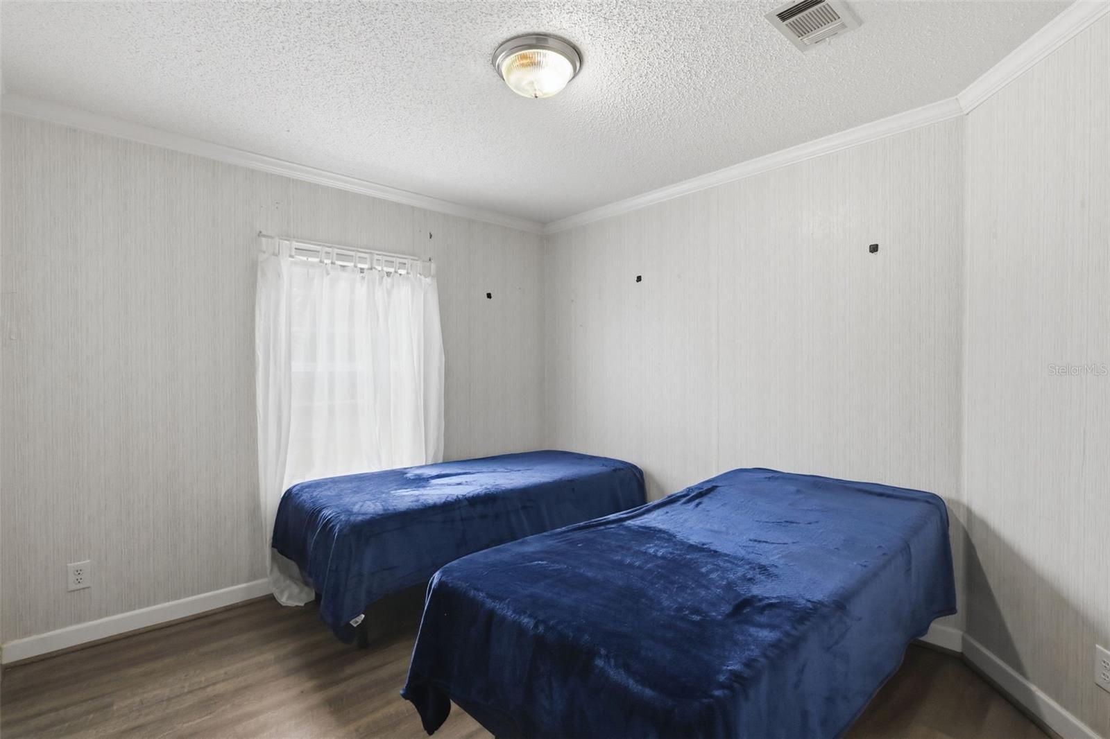 Image 20 of 38 For 8798 66th Avenue