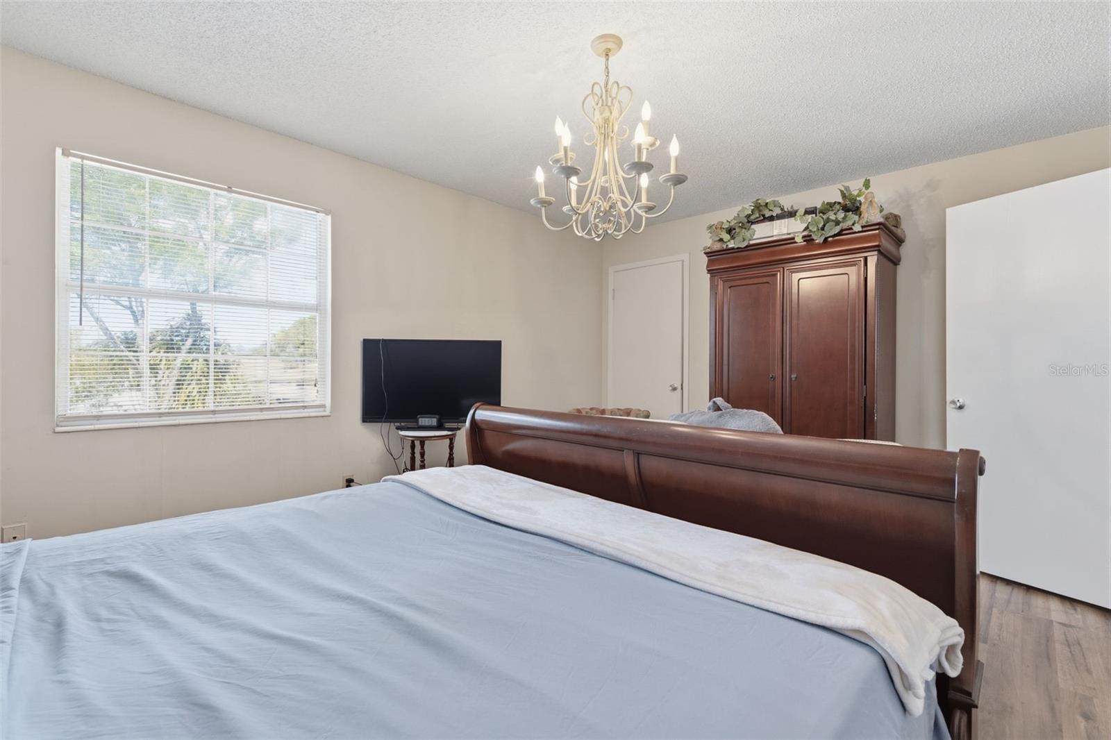 Image 16 of 34 For 7103 Coronado Court