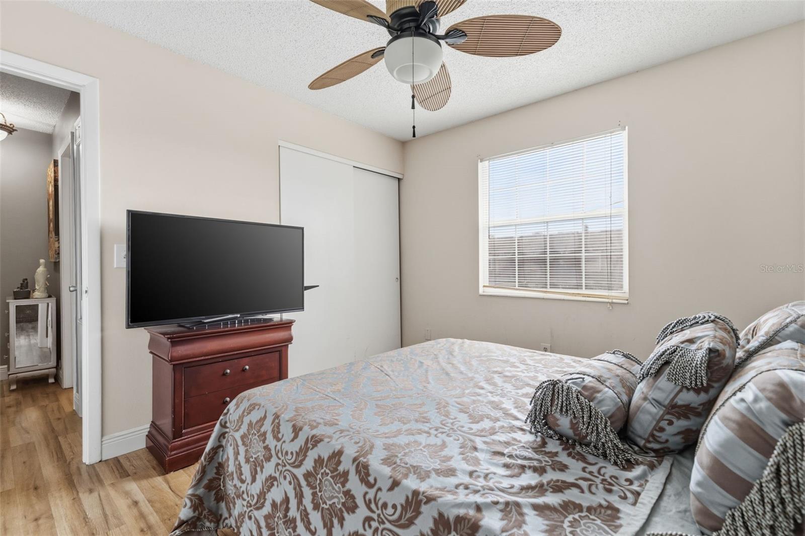 Image 18 of 34 For 7103 Coronado Court