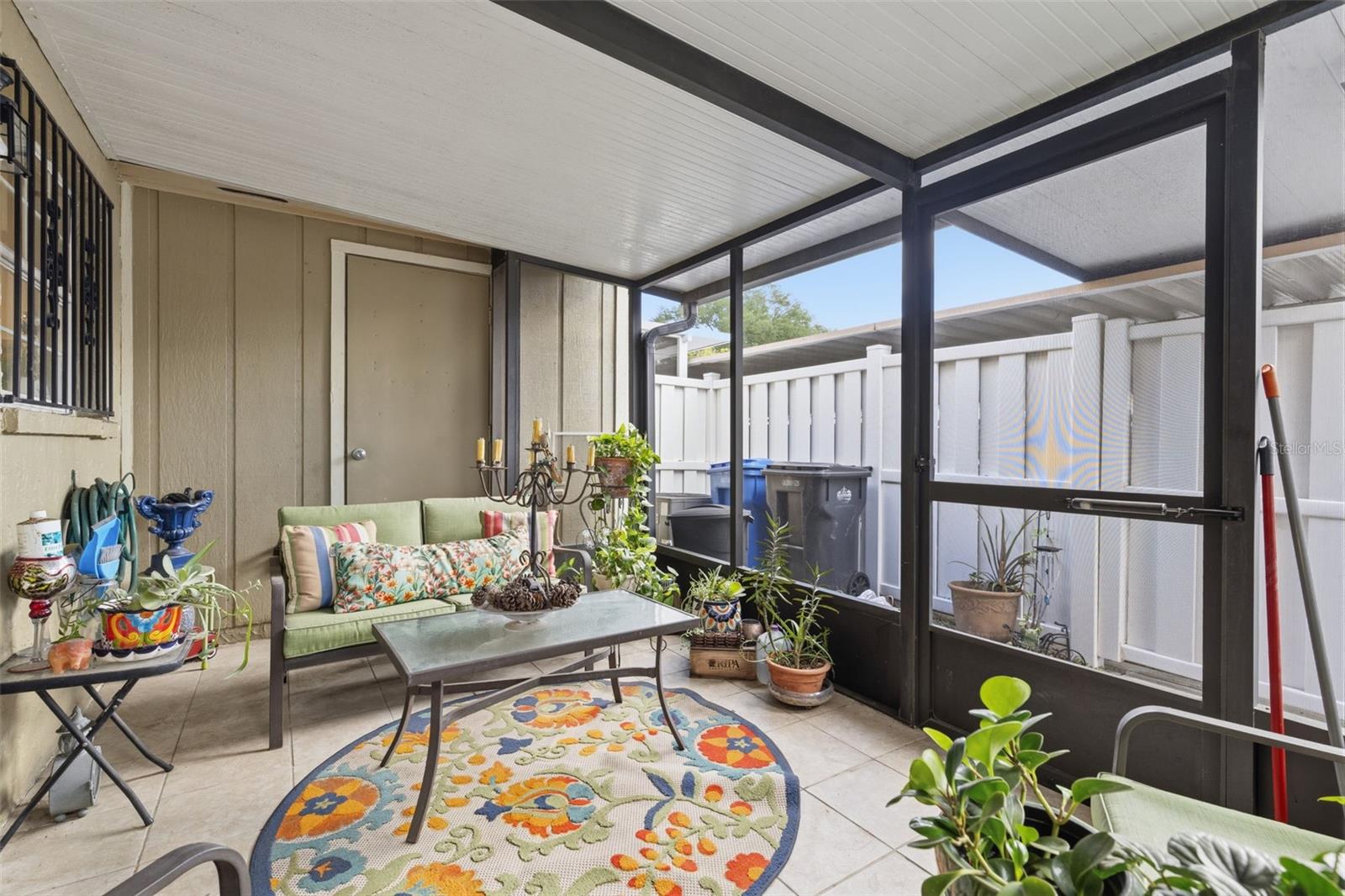 Image 21 of 34 For 7103 Coronado Court