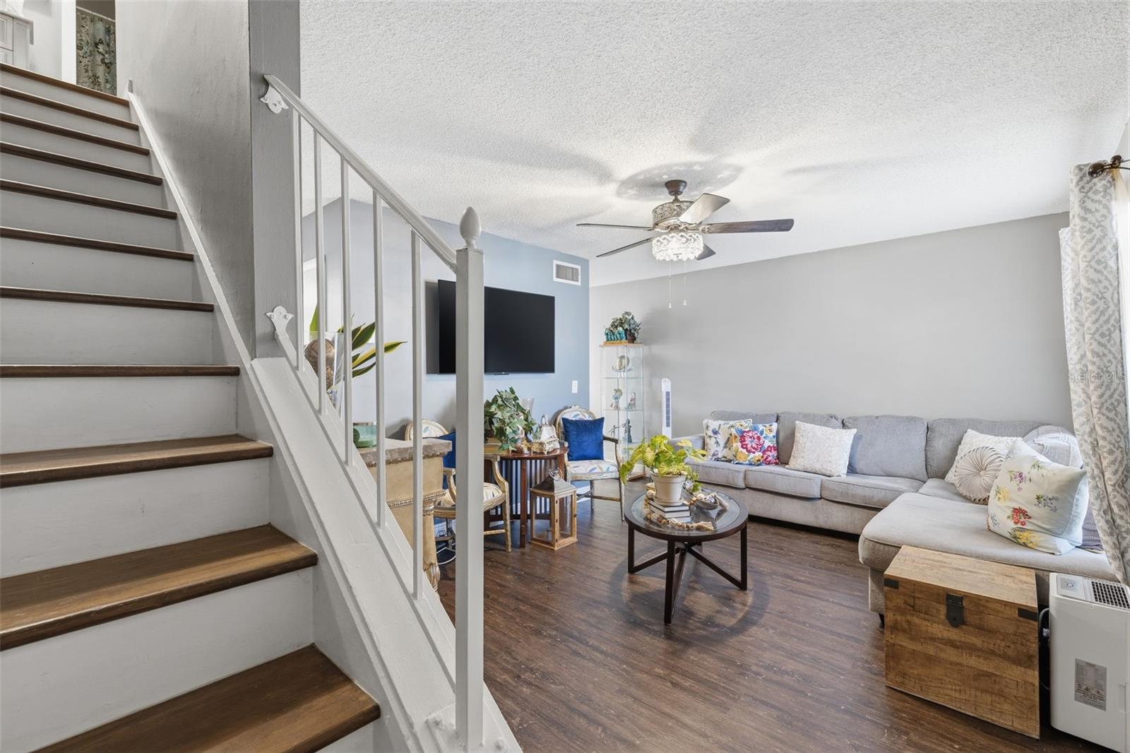 Image 3 of 34 For 7103 Coronado Court