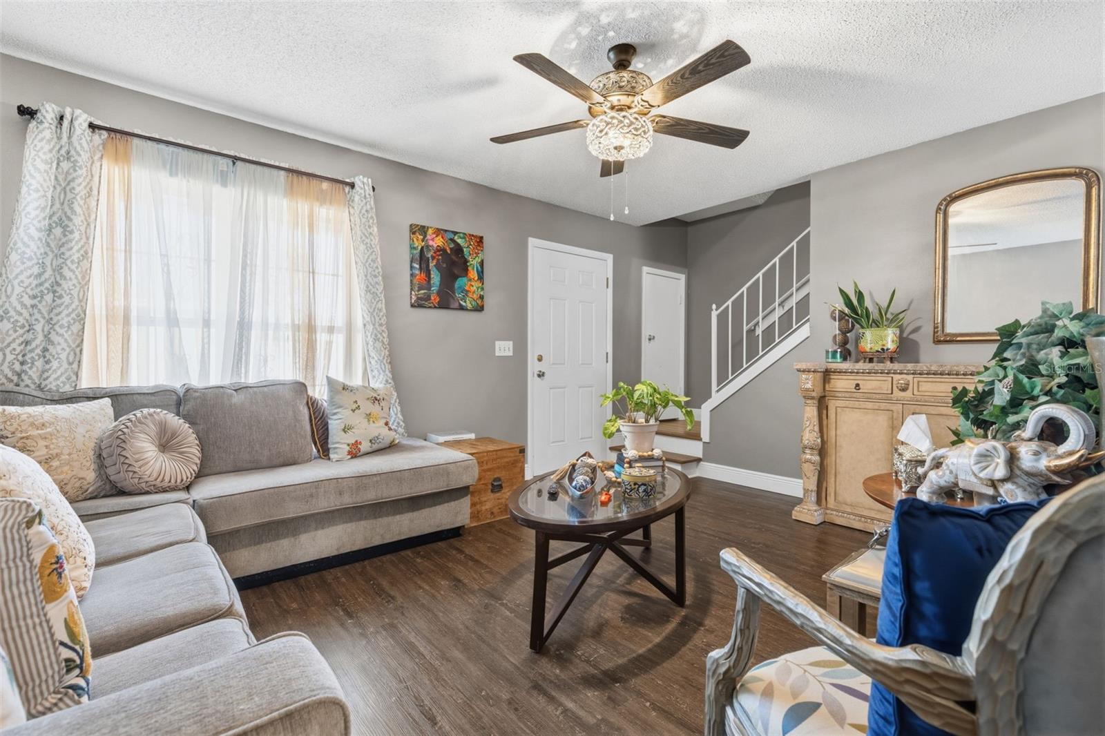 Image 6 of 34 For 7103 Coronado Court