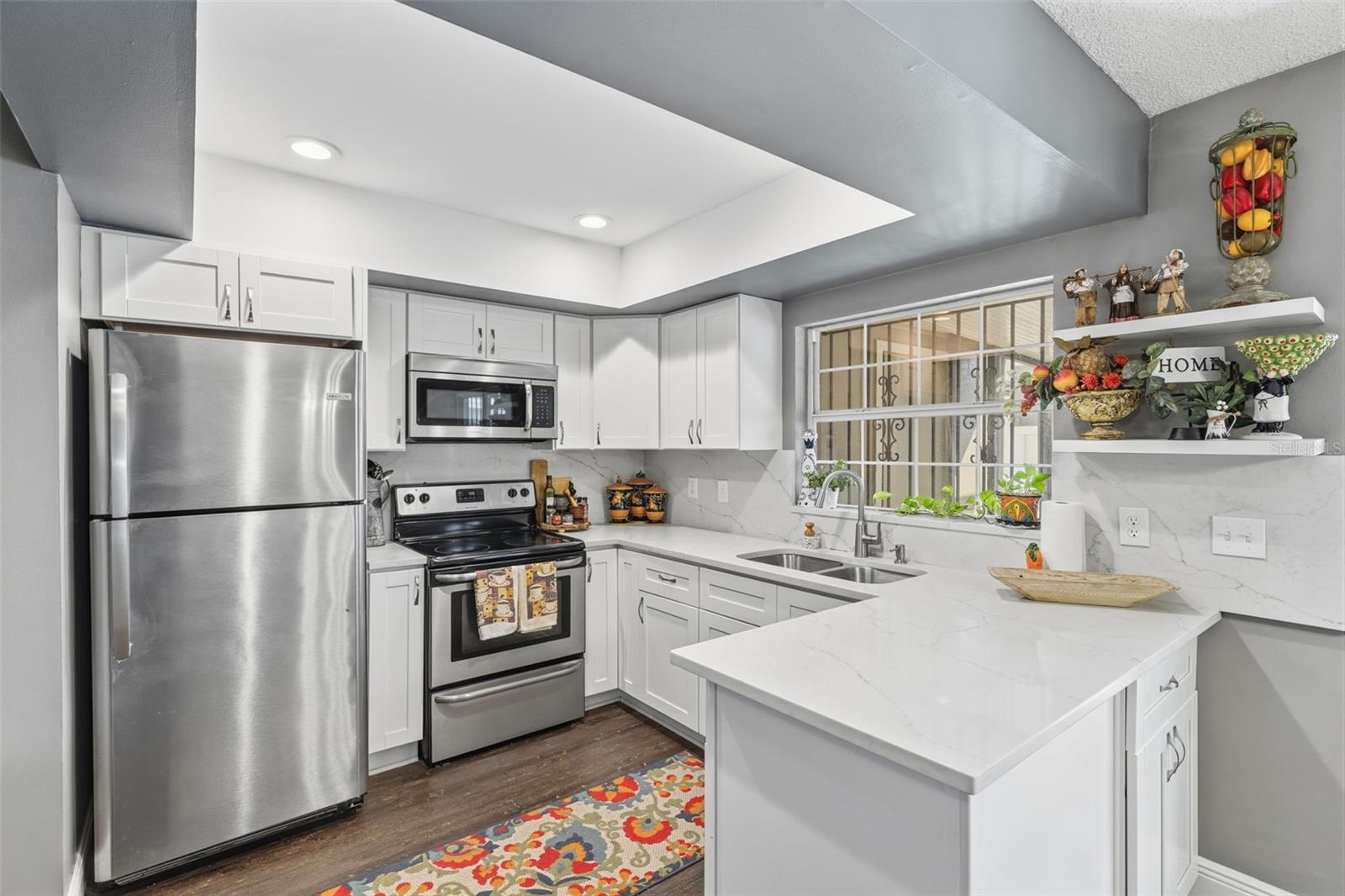 Image 7 of 34 For 7103 Coronado Court