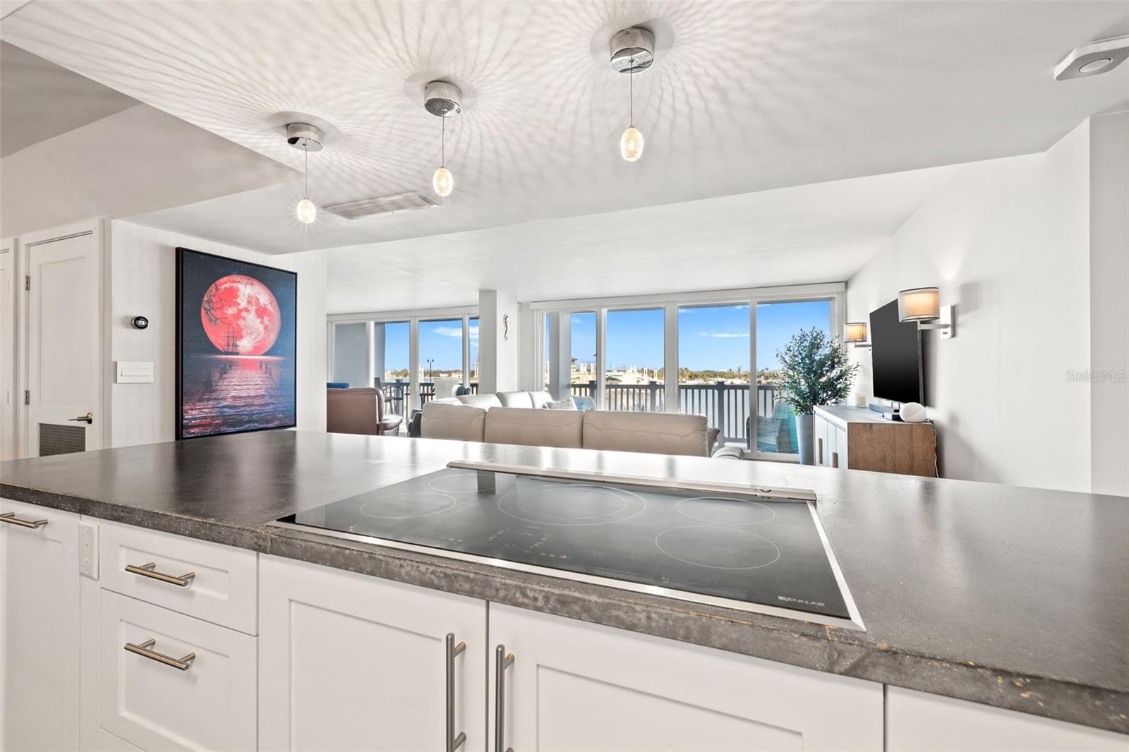 Image 11 of 40 For 500 Treasure Island Causeway 308