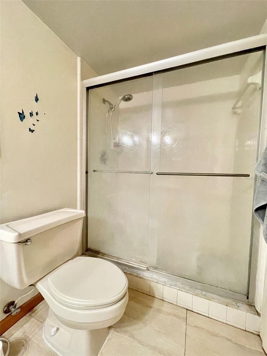 Image 17 of 23 For 420 Bayshore Boulevard 102