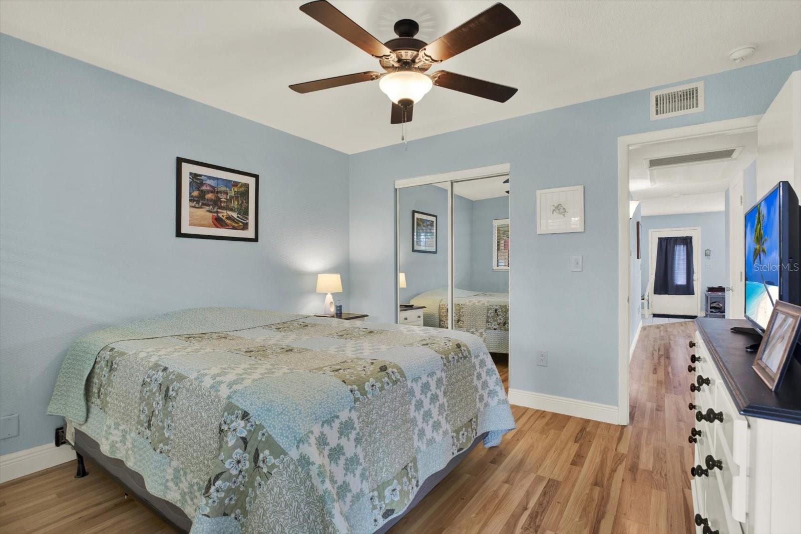 Image 12 of 22 For 11225 82nd Avenue 207