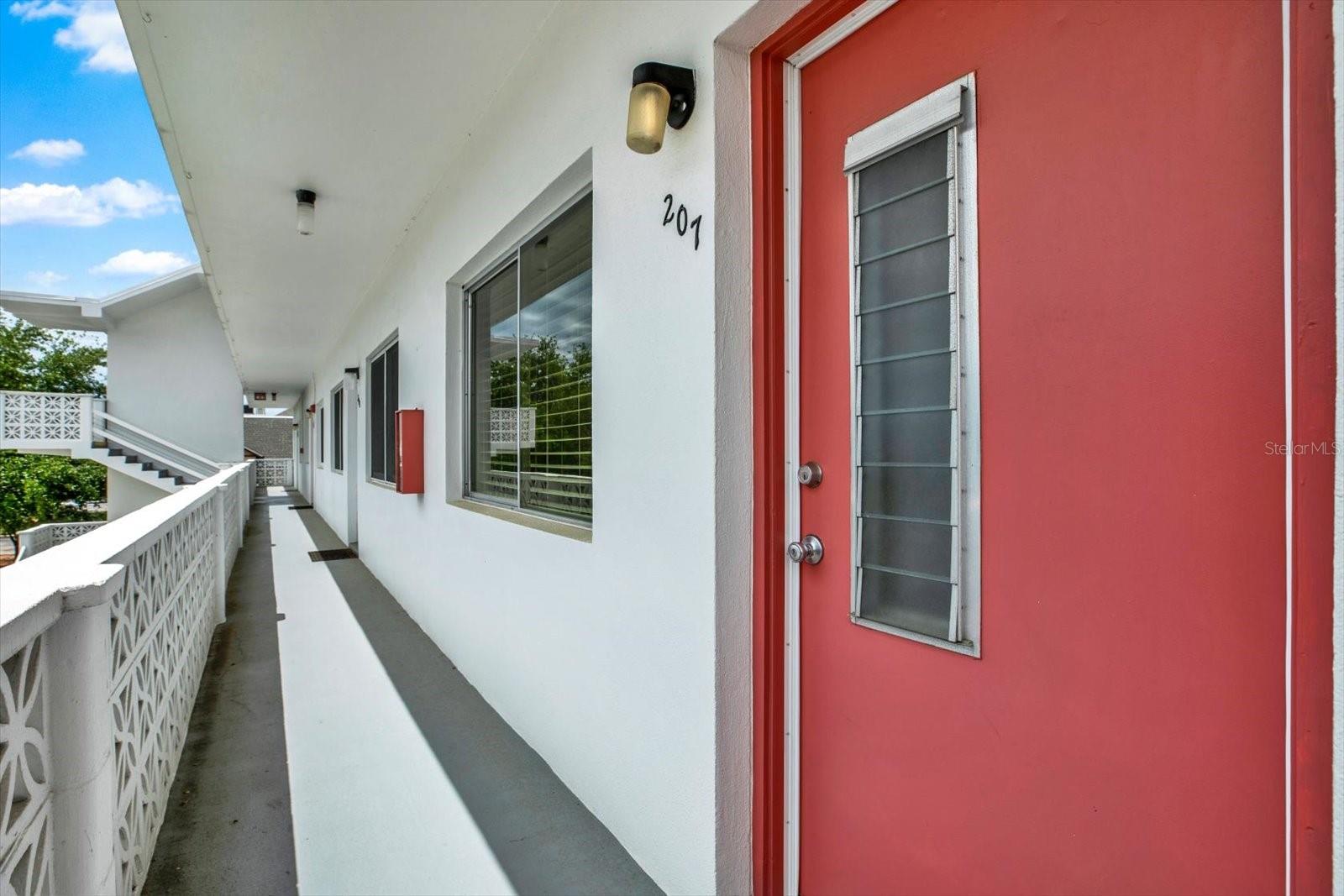 Image 3 of 22 For 11225 82nd Avenue 207