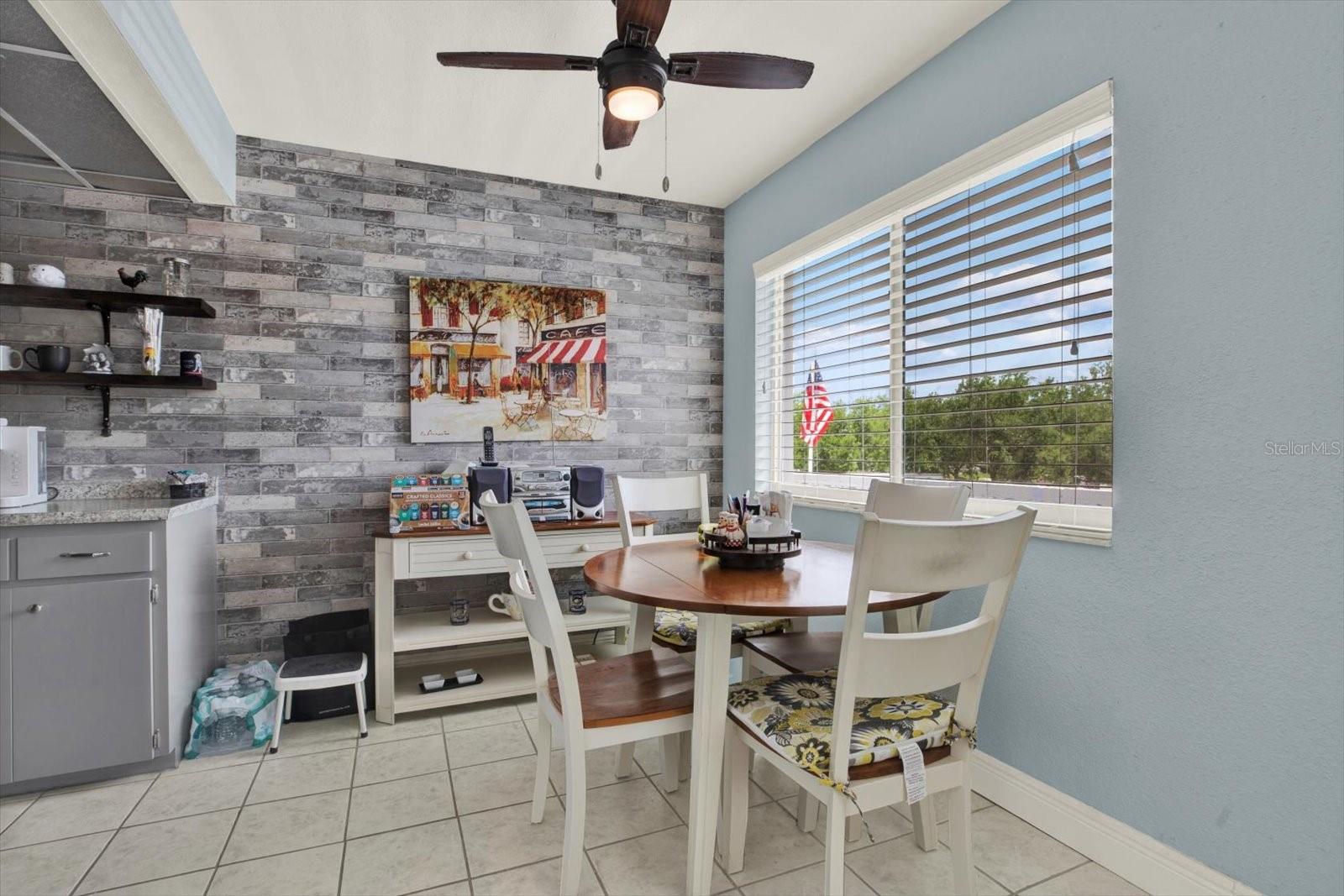 Image 8 of 22 For 11225 82nd Avenue 207