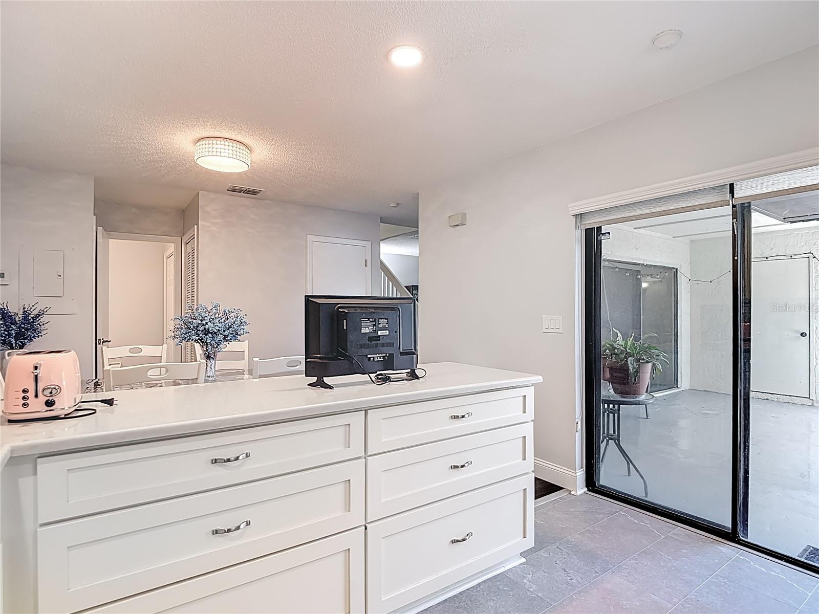 Image 19 of 36 For 15426 Pond Woods Drive