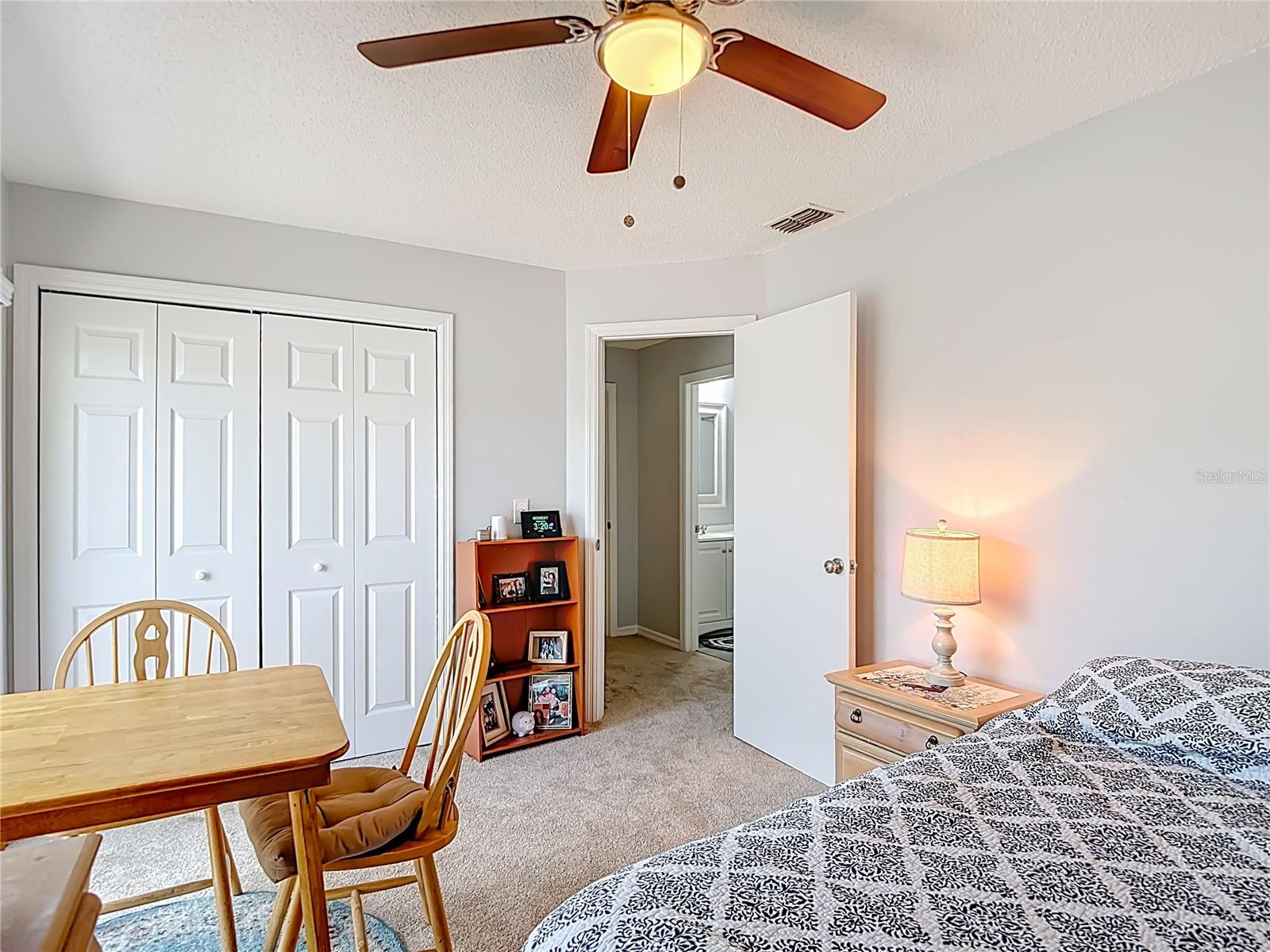 Image 23 of 36 For 15426 Pond Woods Drive