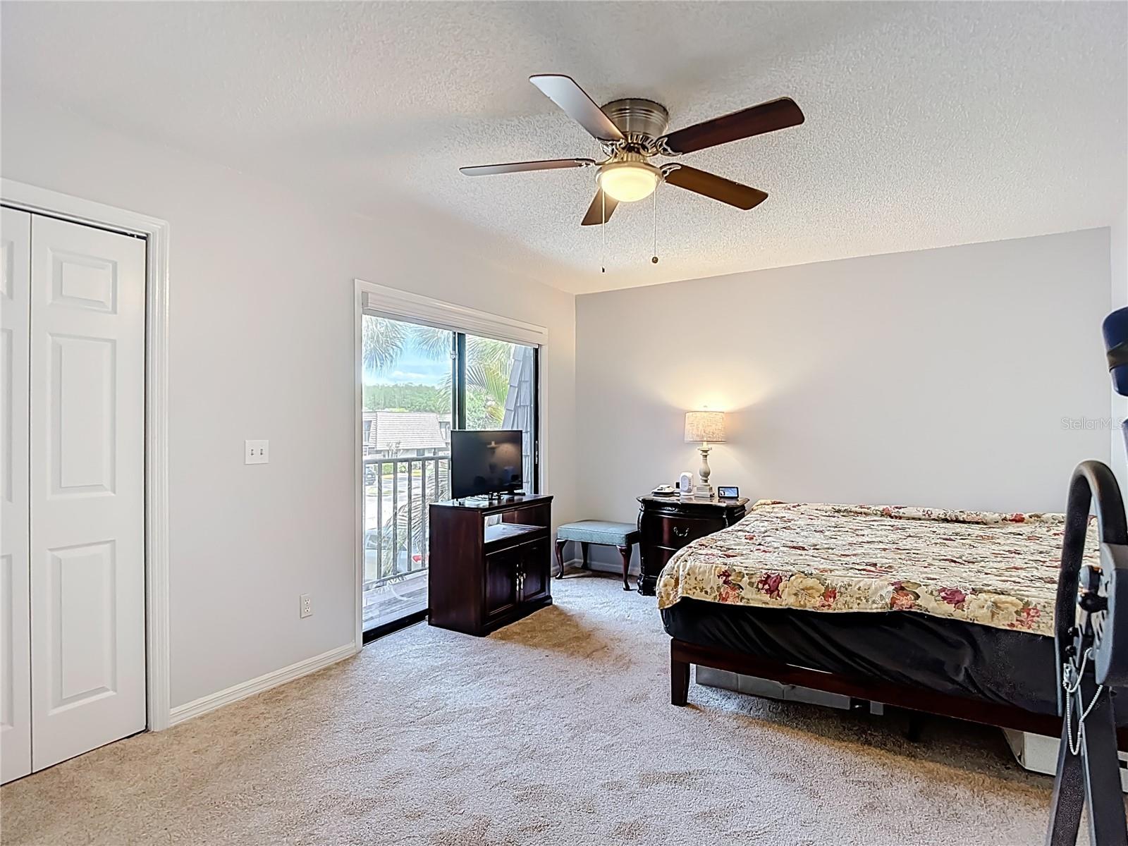 Image 25 of 36 For 15426 Pond Woods Drive