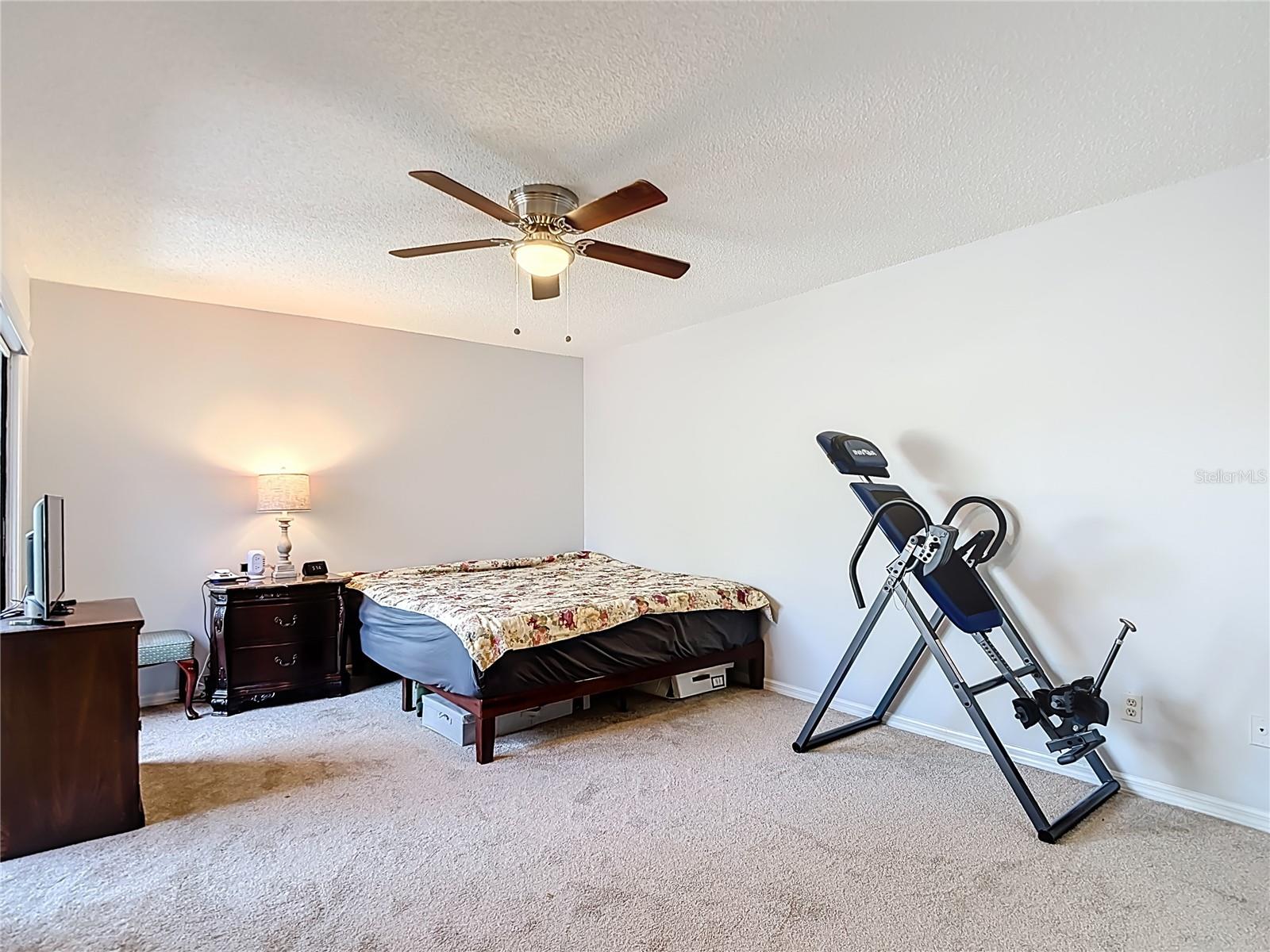 Image 26 of 36 For 15426 Pond Woods Drive