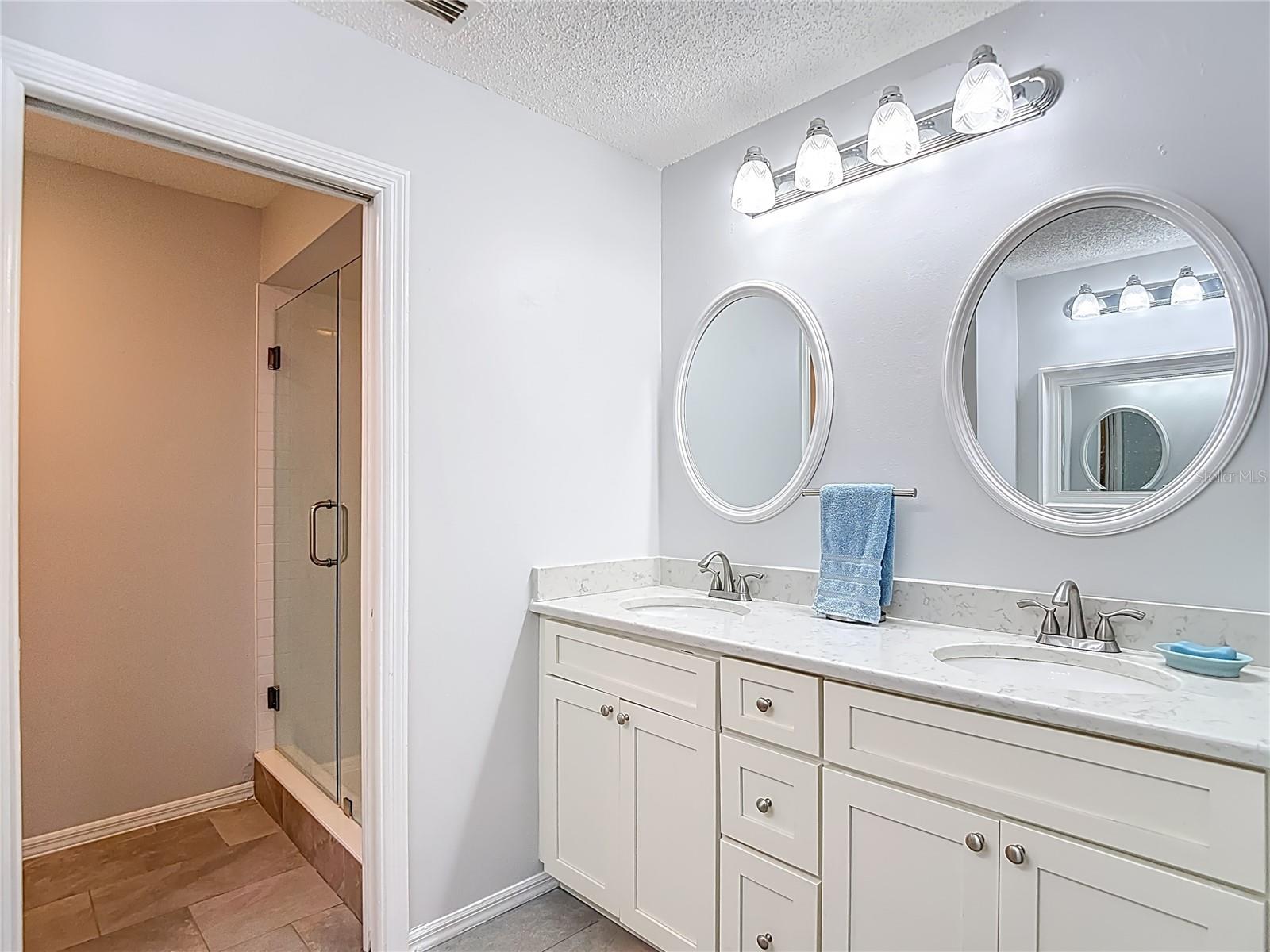 Image 28 of 36 For 15426 Pond Woods Drive