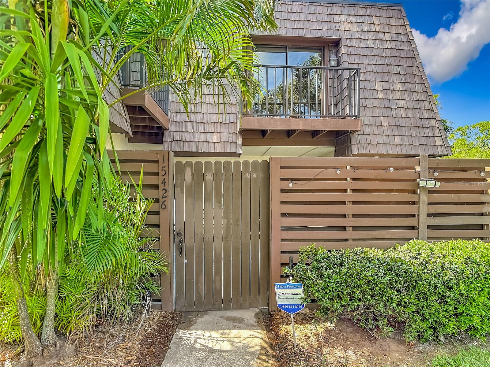 Image 5 of 36 For 15426 Pond Woods Drive