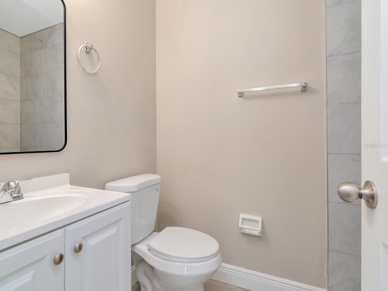 Image 14 of 82 For 1211 62nd Avenue E